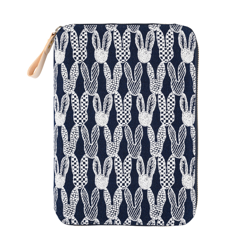 2025 Hobonichi Techo Cousin A5 Cover Only - minä perhonen: pomppia (Navy)